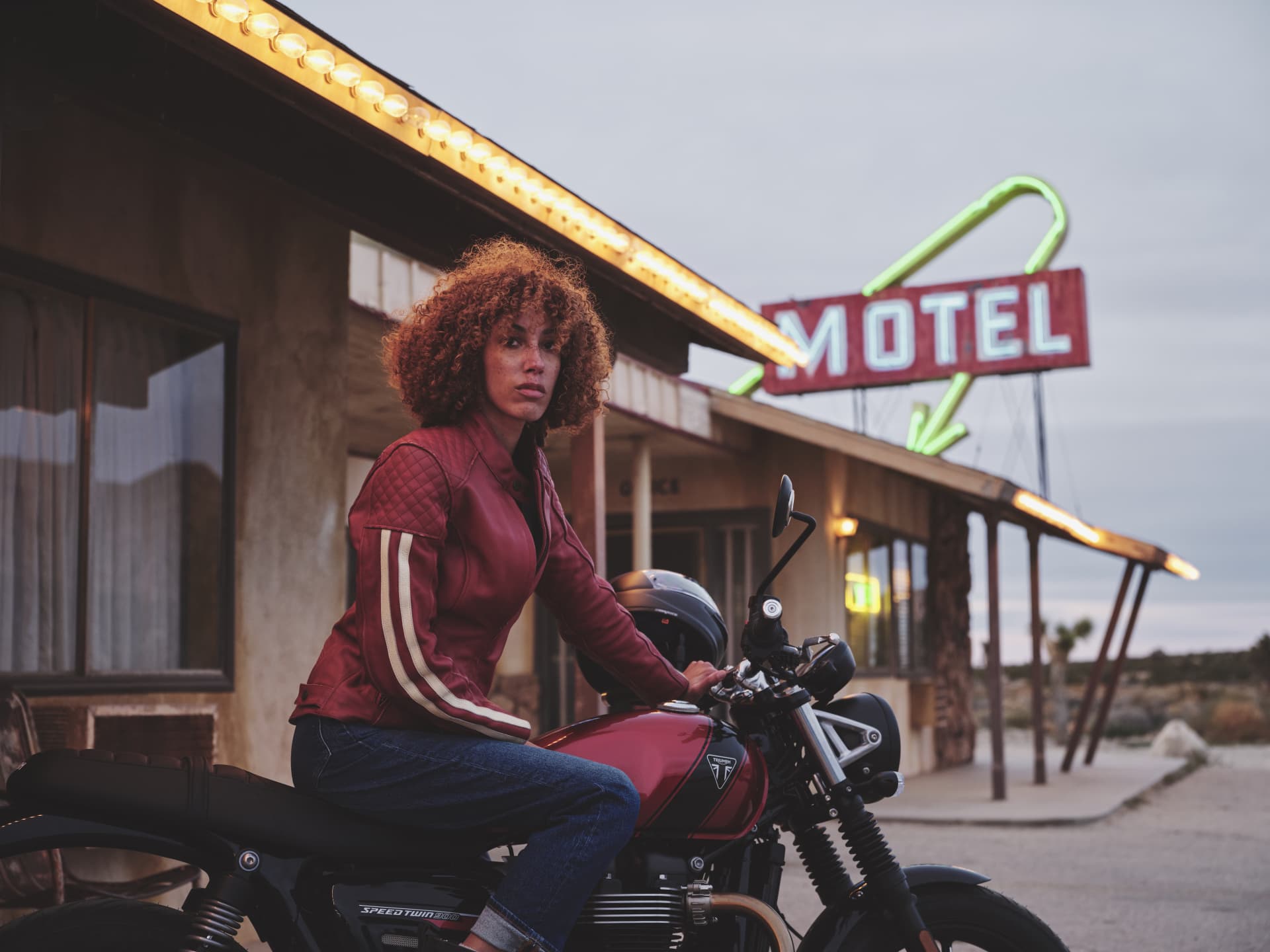 MLES22108 lifestyle 00003_MLES22108_1000008971