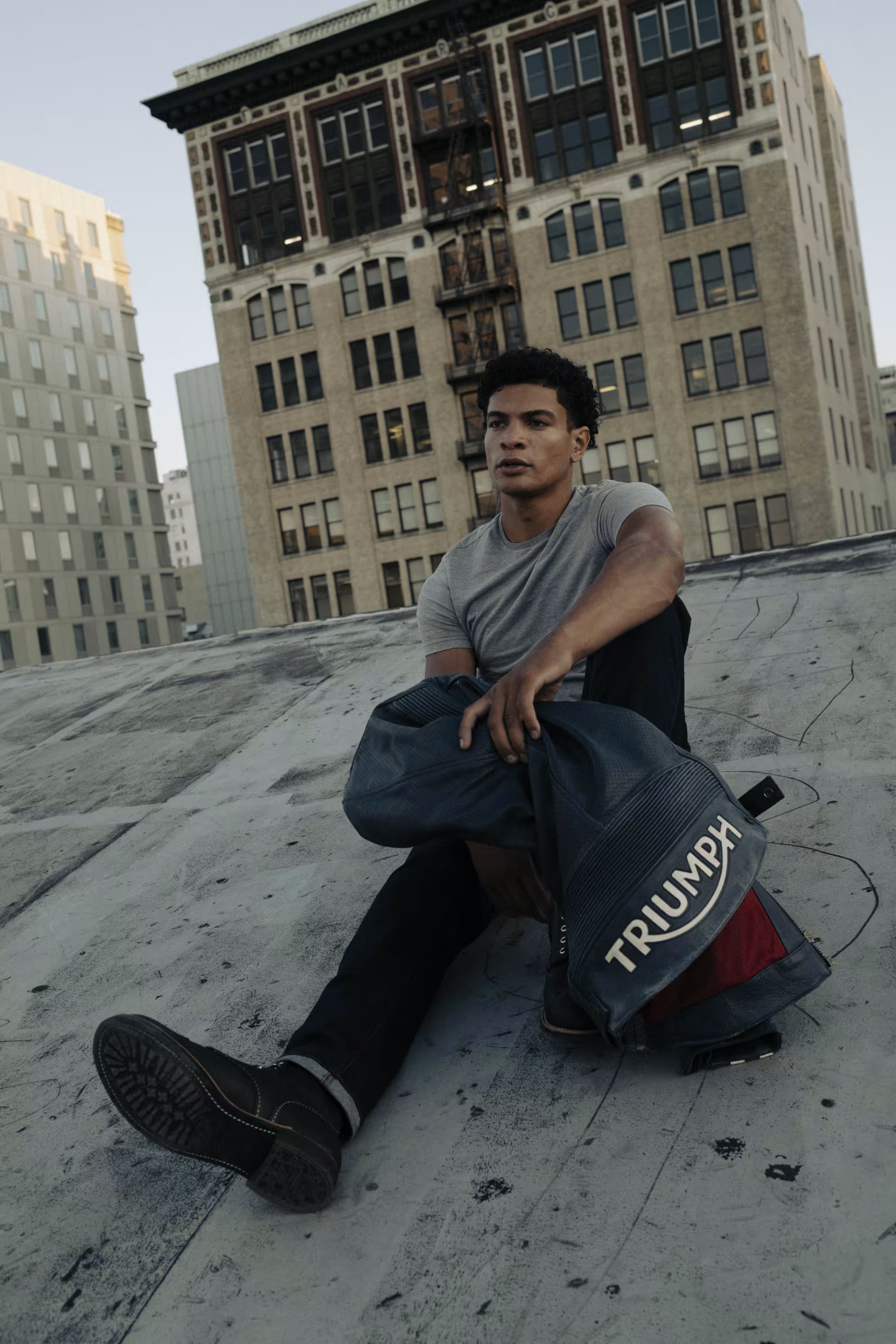 MLES24006 lifestyle 00005_TriumphLifestyle_SpeedTwin1200_MY25-4465_GE_vbugbp